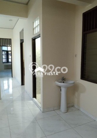 BEST LOCATION! Rumah di Gading Serpong, Dekat Tol, 2 KT, LT 126m² LB 100m² BEST LOCATION! Rumah di Gading Serpong, Dekat Tol, 2 KT, LT 126m² LB 100m²