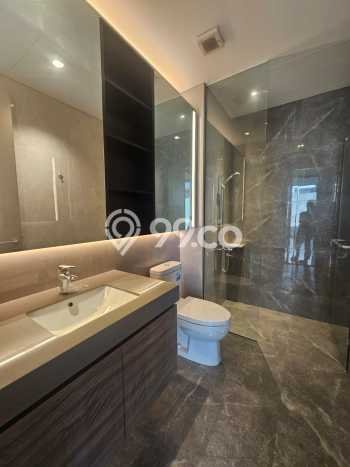 Hunian Mewah LB 441m2 Siap Pakai Desain Elegan di BSD City, Tangerang Hunian Mewah LB 441m2 Siap Pakai Desain Elegan di BSD City, Tangerang