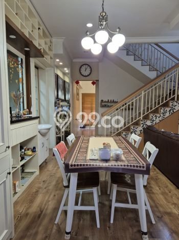 For Sale! Luxury House LT 144m2 Desain Elegan di Permata Buana For Sale! Luxury House LT 144m2 Desain Elegan di Permata Buana