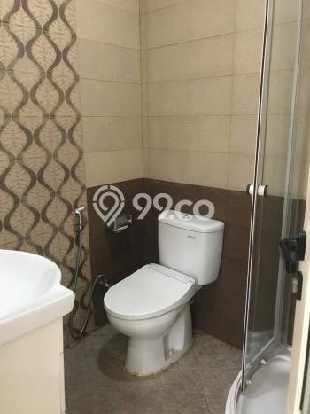 Disewakan Rumah Murah di Lippo Karawaci Tangerang Punya 5 Kamar Tidur Disewakan Rumah Murah di Lippo Karawaci Tangerang Punya 5 Kamar Tidur