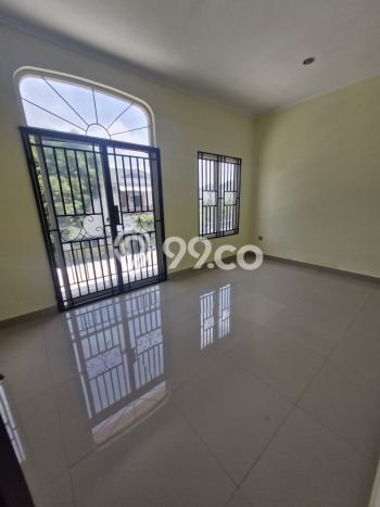 Hunian Elit LB 450m2 Siap Huni Desain Elegan di Modernland, Tangerang Hunian Elit LB 450m2 Siap Huni Desain Elegan di Modernland, Tangerang