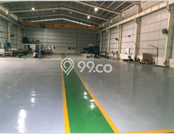 AREA KOMERSIAL! Gudang Kawasan Cikarang Timur, Luas 1400m², Akses Utama AREA KOMERSIAL! Gudang Kawasan Cikarang Timur, Luas 1400m², Akses Utama