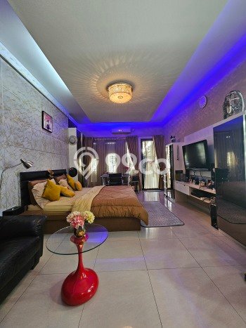 Rumah Elit LB 400m2 Siap Huni Desain Elegan di BSD The Green, Tangerang Rumah Elit LB 400m2 Siap Huni Desain Elegan di BSD The Green, Tangerang