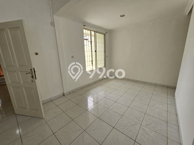 Disewakan Rumah Konsep Minimalis di Modernland Tangerang dengan 3 KT Disewakan Rumah Konsep Minimalis di Modernland Tangerang dengan 3 KT