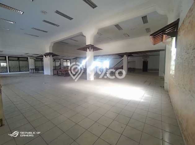 Komersial Strategis Kawasan Mantrijeron, Luas 700m², Akses Mainroad, Berkembang Komersial Strategis Kawasan Mantrijeron, Luas 700m², Akses Mainroad, Berkembang
