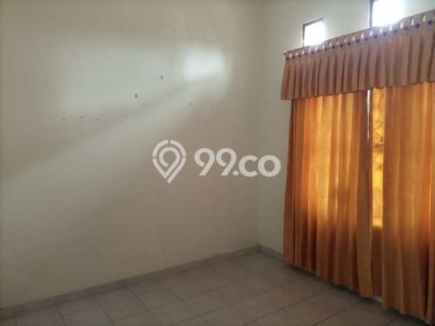 RECOMMENDED! Rumah di Depok, 5 KT, Area Premium, Luas 210m² LB 300m² RECOMMENDED! Rumah di Depok, 5 KT, Area Premium, Luas 210m² LB 300m²