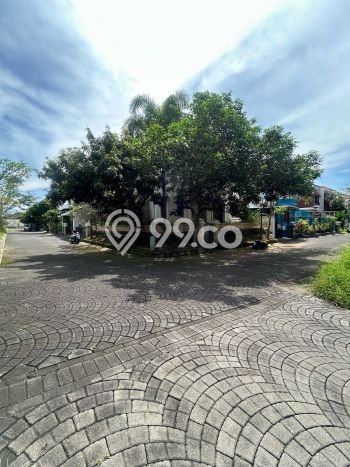 Rumah Mewah LB 359m2 Siap Huni Desain Elegan di Maguwoharjo, Yogyakarta Rumah Mewah LB 359m2 Siap Huni Desain Elegan di Maguwoharjo, Yogyakarta