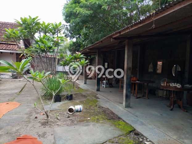 Gudang Dijual di Yogyakarta LT 700m2 & LB 350m2 Lokasi Terbaik! Gudang Dijual di Yogyakarta LT 700m2 & LB 350m2 Lokasi Terbaik!