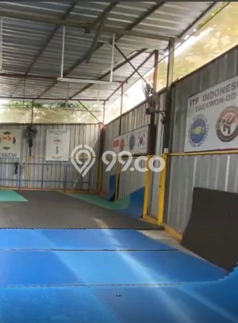 Siap Huni Rumah Mewah 4 Kamar di Semarang Tengah Dekat ke Mana Saja Siap Huni Rumah Mewah 4 Kamar di Semarang Tengah Dekat ke Mana Saja