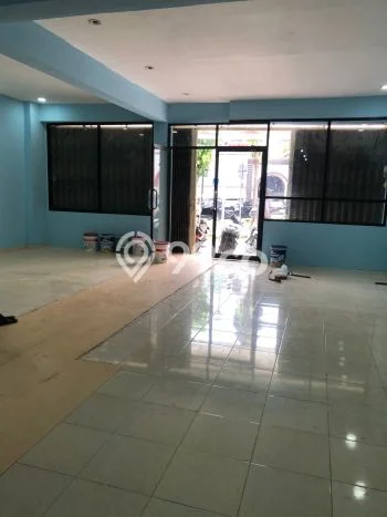 Unit Ruko Disewakan di Wonodri di Area Ramai & Strategis Unit Ruko Disewakan di Wonodri di Area Ramai & Strategis