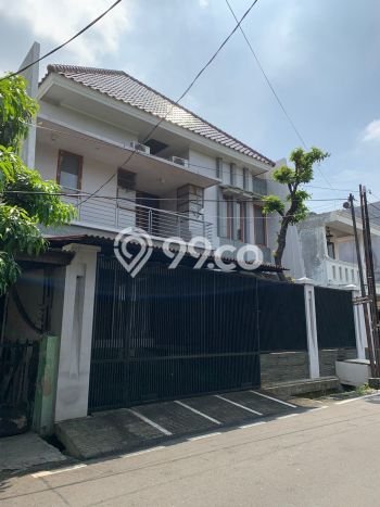 Jual Rumah Mewah Elegan Dengan View Eksklusif di Rawamangun, Jakarta Timur Jual Rumah Mewah Elegan Dengan View Eksklusif di Rawamangun, Jakarta Timur