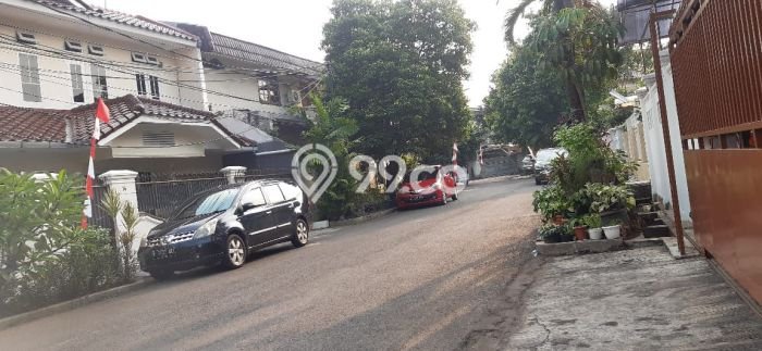 Rumah Elit Modern Tanpa Renovasi di Rawamangun Jakarta Timur Rumah Elit Modern Tanpa Renovasi di Rawamangun Jakarta Timur