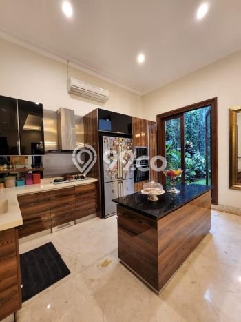 Rumah Eksklusif Dijual LT 308m2 di Kebayoran Baru, Jakarta Selatan Rumah Eksklusif Dijual LT 308m2 di Kebayoran Baru, Jakarta Selatan
