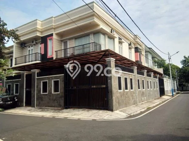 Rumah Eksklusif Dijual LT 300m2 di Cempaka Putih, Jakarta Pusat Rumah Eksklusif Dijual LT 300m2 di Cempaka Putih, Jakarta Pusat