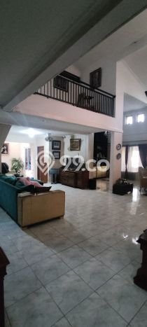 Dijual Rumah Premium dengan Fasilitas Sekitar Komplit di Duren Sawit, Jakarta Timur Dijual Rumah Premium dengan Fasilitas Sekitar Komplit di Duren Sawit, Jakarta Timur