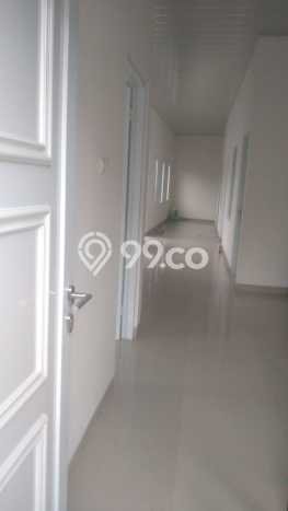 Rumah Eksklusif Siap Huni LT 146m2 di Ciracas, Jakarta Timur Rumah Eksklusif Siap Huni LT 146m2 di Ciracas, Jakarta Timur