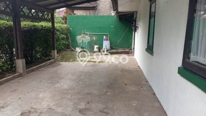Rumah Luas Asri 2 KT Siap Pakai di Buah Batu Bandung Rumah Luas Asri 2 KT Siap Pakai di Buah Batu Bandung