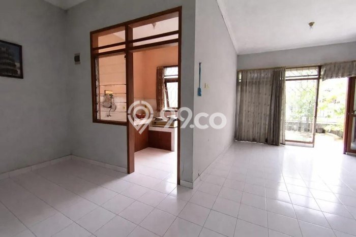 Dijual Cepat Rumah Bagus Siap Huni LB 110m2 di Batununggal, Bandung Dijual Cepat Rumah Bagus Siap Huni LB 110m2 di Batununggal, Bandung