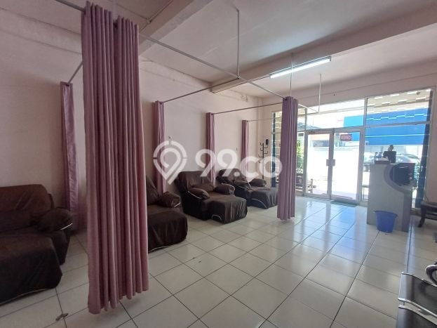 Ruko Kawasan Komersial Kawasan Soekarno Hatta, Luas 150m2m², Ramai Ruko Kawasan Komersial Kawasan Soekarno Hatta, Luas 150m2m², Ramai