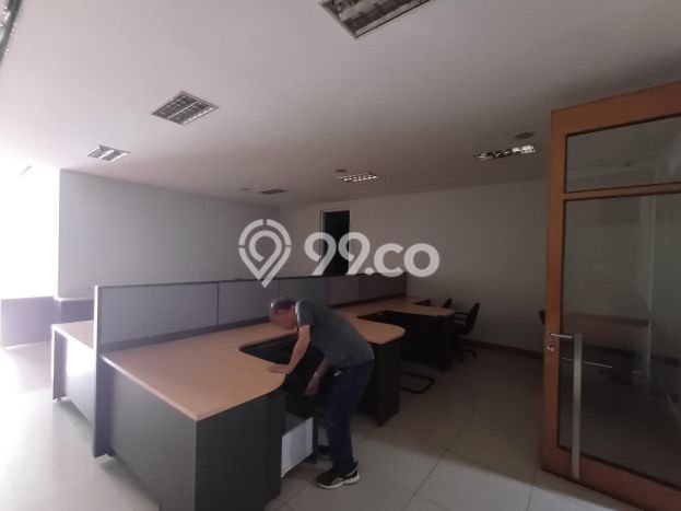 Ruko Disewakan Kawasan Batununggal, Luas 850m2m², Lingkungan Bisnis Ruko Disewakan Kawasan Batununggal, Luas 850m2m², Lingkungan Bisnis