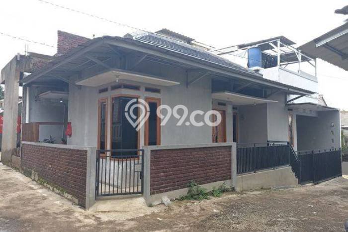 Rumah Asri di Cihanjuang, Dekat Cihanjuang, Bandung, Bandung - 2 KT Rumah Asri di Cihanjuang, Dekat Cihanjuang, Bandung, Bandung - 2 KT