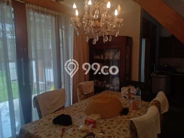 Rumah 4 Kamar Akses Transportasi Umum di Gunung Batu, Bandung Rumah 4 Kamar Akses Transportasi Umum di Gunung Batu, Bandung