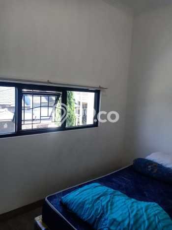 Rumah LT 137m2m² / LB 100m2m² di Lokasi Cihanjuang, Bandung Rumah LT 137m2m² / LB 100m2m² di Lokasi Cihanjuang, Bandung