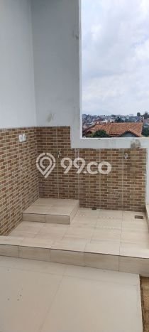 Rumah 3 KT 2 KM Lokasi Premium di Cihanjuang, Bandung Rumah 3 KT 2 KM Lokasi Premium di Cihanjuang, Bandung