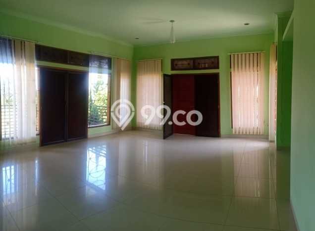PROPERTI UNGGULAN! Rumah Strategis di Cihanjuang, Luas 1293m2m² LB 325m2m² PROPERTI UNGGULAN! Rumah Strategis di Cihanjuang, Luas 1293m2m² LB 325m2m²
