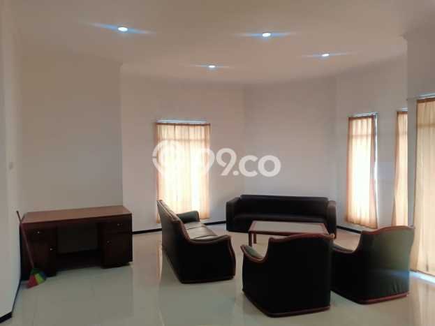 Ready to Use! Luxury House LT 176m2 Desain Modern di Parongpong Ready to Use! Luxury House LT 176m2 Desain Modern di Parongpong