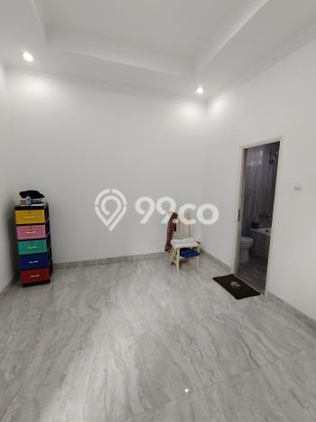 Rumah Luas Asri 2 KT Siap Pakai di Cihanjuang Bandung Rumah Luas Asri 2 KT Siap Pakai di Cihanjuang Bandung