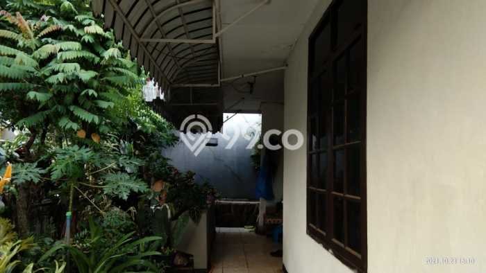 Rumah Strategis Modern Lb 180m2 di Cimahi Utara, Cimahi Rumah Strategis Modern Lb 180m2 di Cimahi Utara, Cimahi