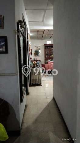 Rumah Strategis Modern Lb 180m2 di Cimahi Utara, Cimahi Rumah Strategis Modern Lb 180m2 di Cimahi Utara, Cimahi