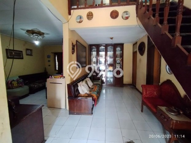 Dijual Cepat Rumah Bagus Siap Huni LB 180m2 di Cimahi Selatan, Cimahi Dijual Cepat Rumah Bagus Siap Huni LB 180m2 di Cimahi Selatan, Cimahi