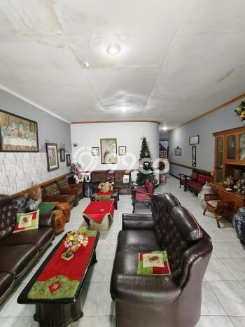 Unit Ruko Dijual di Cimahi Tengah Cimahi Luas Bangunan 200m2 Unit Ruko Dijual di Cimahi Tengah Cimahi Luas Bangunan 200m2