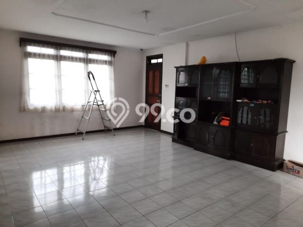 LOKASI PREMIUM! Rumah Berkembang di Terusan Buah Batu, Luas 598m2m² LB 484m2m² LOKASI PREMIUM! Rumah Berkembang di Terusan Buah Batu, Luas 598m2m² LB 484m2m²