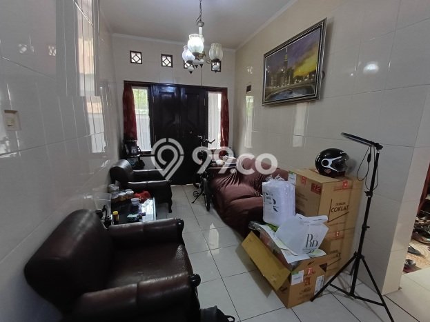 HARGA SPECIAL! Rumah Nyaman di Buah Batu, Bandung, LT 80m2m² Bangunan 185m2m² Bisa Nego! HARGA SPECIAL! Rumah Nyaman di Buah Batu, Bandung, LT 80m2m² Bangunan 185m2m² Bisa Nego!