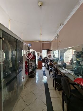 Ruko Area Strategis di Cihanjuang, Luas 160m2m², Ramai Ruko Area Strategis di Cihanjuang, Luas 160m2m², Ramai