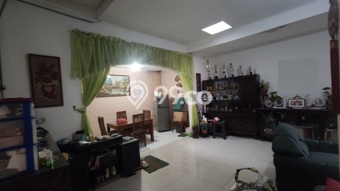 Dijual Hunian Rumah Terawat 4 KT di Buah Batu, Bandung Dijual Hunian Rumah Terawat 4 KT di Buah Batu, Bandung