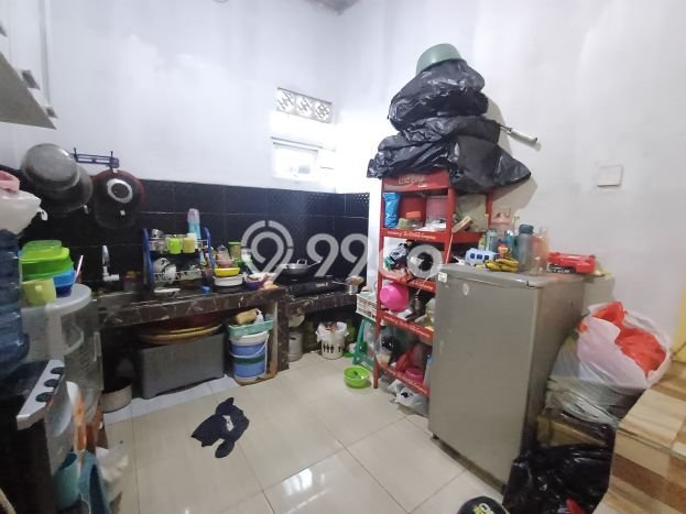 Rumah Strategis dengan 3 Kamar Tidur dan 2 Kamar Mandi di Kawasan Bandung Kota, Bandung Rumah Strategis dengan 3 Kamar Tidur dan 2 Kamar Mandi di Kawasan Bandung Kota, Bandung