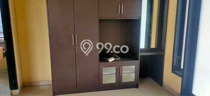 Rumah Minimalis di Buah Batu, Bandung, Luas 160m2m² Bangunan 200m2m² Rumah Minimalis di Buah Batu, Bandung, Luas 160m2m² Bangunan 200m2m²