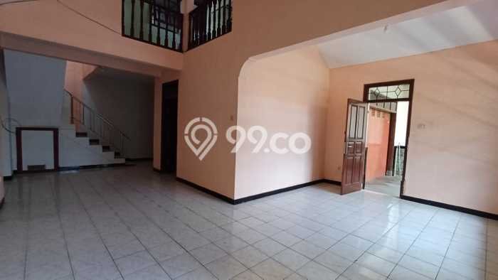 PROMO SPESIAL! Rumah Ready Stock di Buah Batu, Bandung, LT 144m2m² Bangunan 200m2m² PROMO SPESIAL! Rumah Ready Stock di Buah Batu, Bandung, LT 144m2m² Bangunan 200m2m²