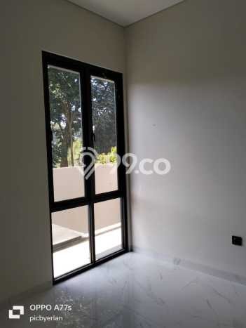 Rumah LT 115m² / LB 150m² Dekat Kampus di Pondok Hijau, Bandung Rumah LT 115m² / LB 150m² Dekat Kampus di Pondok Hijau, Bandung