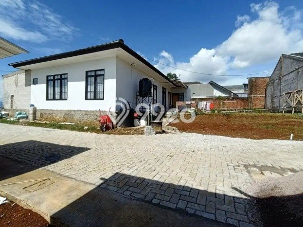 Hunian Cantik Minimalis Lb 110m2 di Cimahi Utara, Cimahi Hunian Cantik Minimalis Lb 110m2 di Cimahi Utara, Cimahi