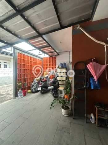 Jual Rumah Eksklusif 2 KT di Cihanjuang, Bandung Jual Rumah Eksklusif 2 KT di Cihanjuang, Bandung