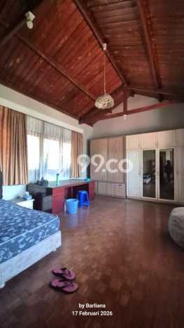 Jual Rumah Luas Megah Dengan View Eksklusif di Tubagus Ismail, Bandung Jual Rumah Luas Megah Dengan View Eksklusif di Tubagus Ismail, Bandung