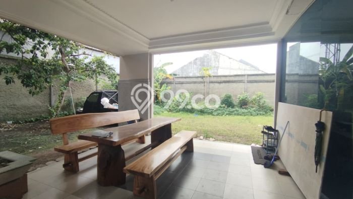 Rumah Strategis di , Dekat Kawasan Komersial, Bandung - 4 Kamar Tidur Rumah Strategis di , Dekat Kawasan Komersial, Bandung - 4 Kamar Tidur