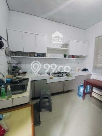 Rumah Mewah LB 230m2 Siap Pakai Desain Elegan di Riau, Bandung Rumah Mewah LB 230m2 Siap Pakai Desain Elegan di Riau, Bandung