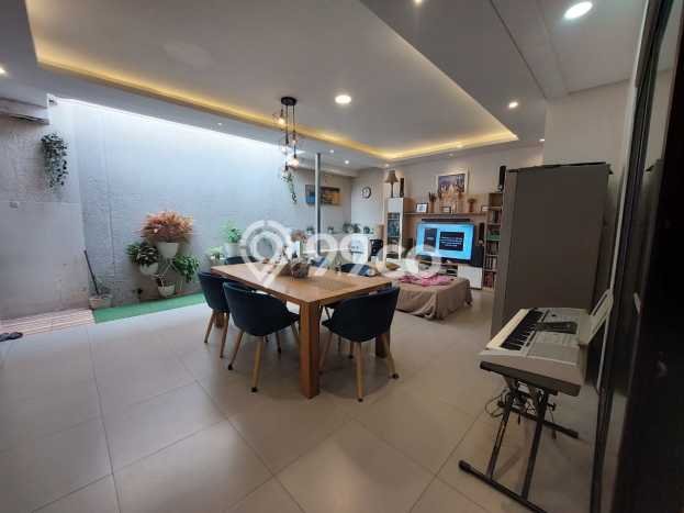 Rumah Elit LB 193m2 Siap Huni Desain Elegan di Kota Baru Parahyangan, Bandung Rumah Elit LB 193m2 Siap Huni Desain Elegan di Kota Baru Parahyangan, Bandung