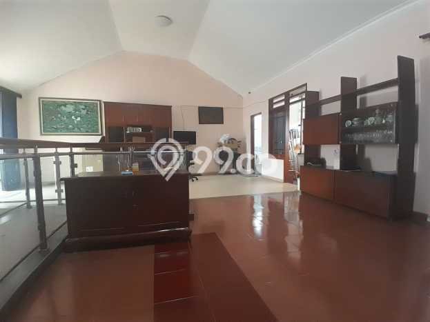 Rumah di Lengkong, Bandung, Luas 166m2m² LB 200m2m² Rumah di Lengkong, Bandung, Luas 166m2m² LB 200m2m²